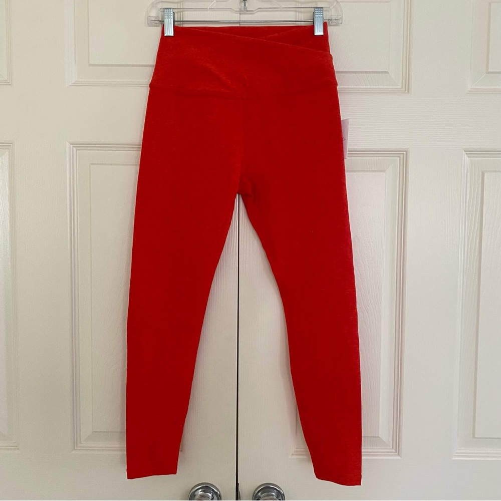 NWT Beyond Yoga Spacedye At Your Leisure High-Waisted Midi Leggings size M Red
